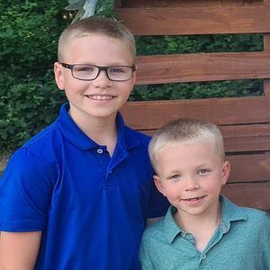 Meet your Posher, Esther